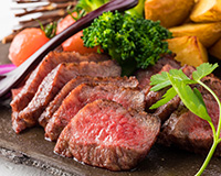 和牛炭火焼き